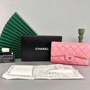 🚫SOLD🚫Chanel Pink Trifold Wallet